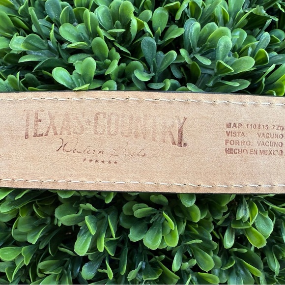 Texas Country Western Style Leather Belt Size 38 Made in Mexico –Tooled Floral - Picture 3 of 8